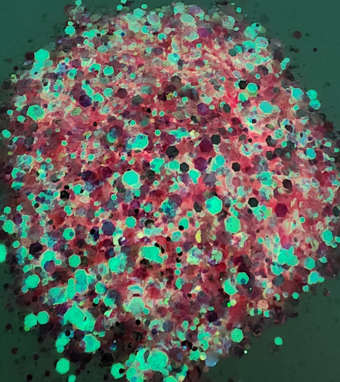 Delta Nu Glow in the Dark Glitter