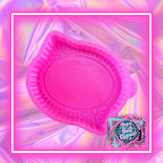 Western Oval Frame