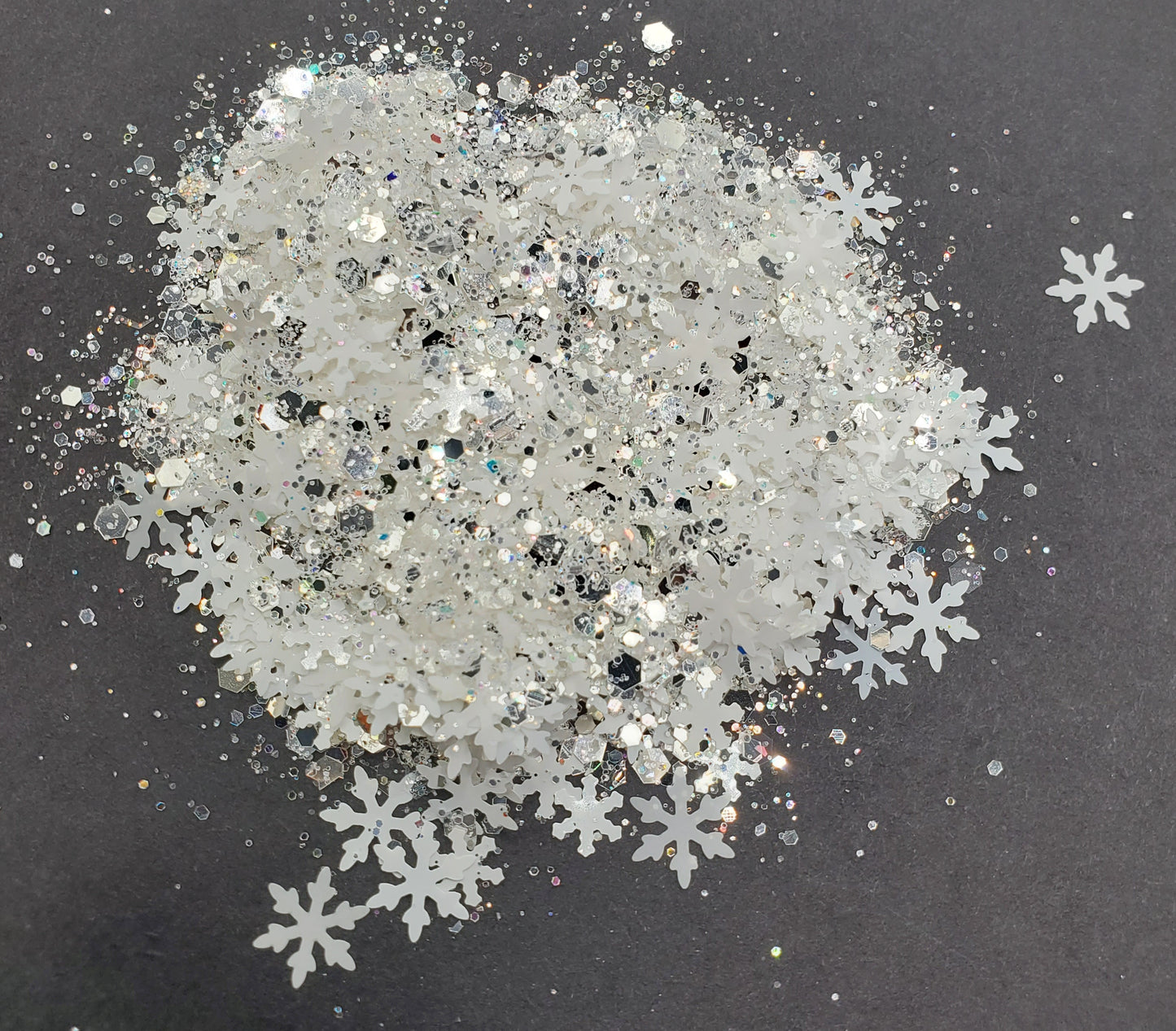 White Diamonds Snowflake Glitter