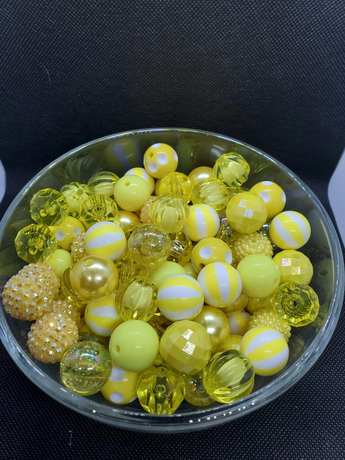 Ballroom Yellow Mix 20mm Bubblegum Beads