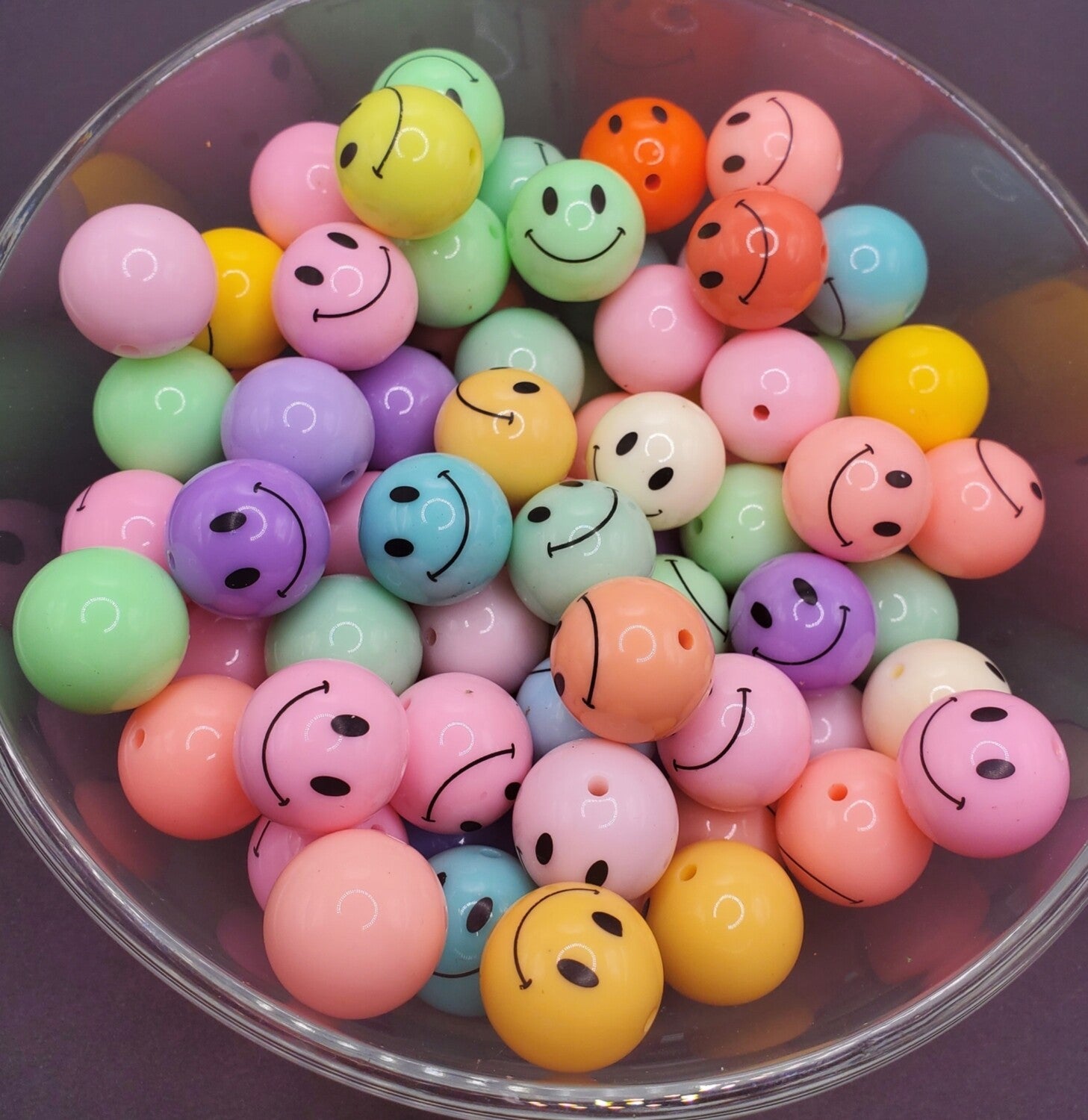 Smiley 20mm Bubblegum Beads
